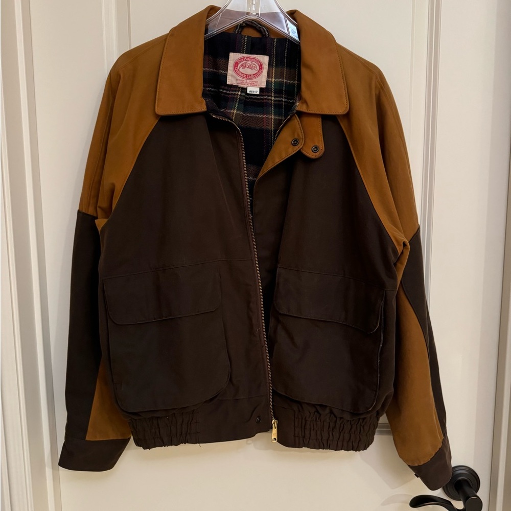 Men’s outdoor bomber jacket, excellent condition!